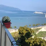 Luxury Seaview Flat Free Parking Apartment