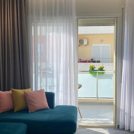 Luxury Seaview Flat Free Parking Vlore